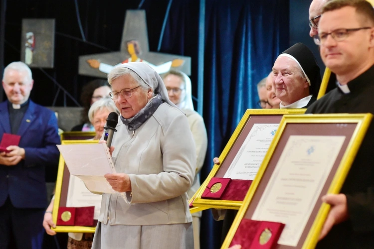 Gala wręczenia Medalu „Benemerenti in Opere Evangelizationis”