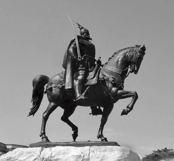 Pomnik Skanderbega w Tiranie, stolicy Albanii.