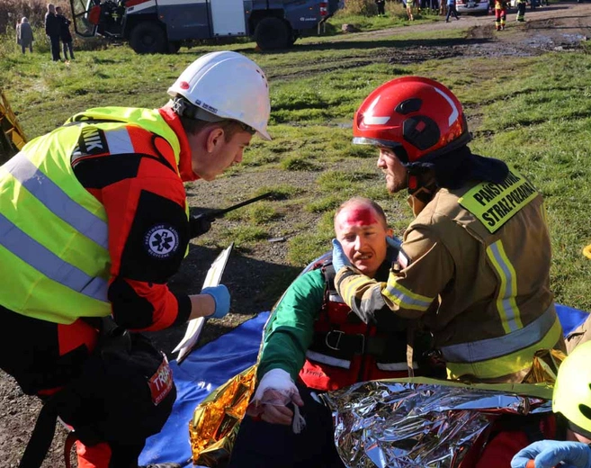 Wodne ćwiczenia straży pożarnej