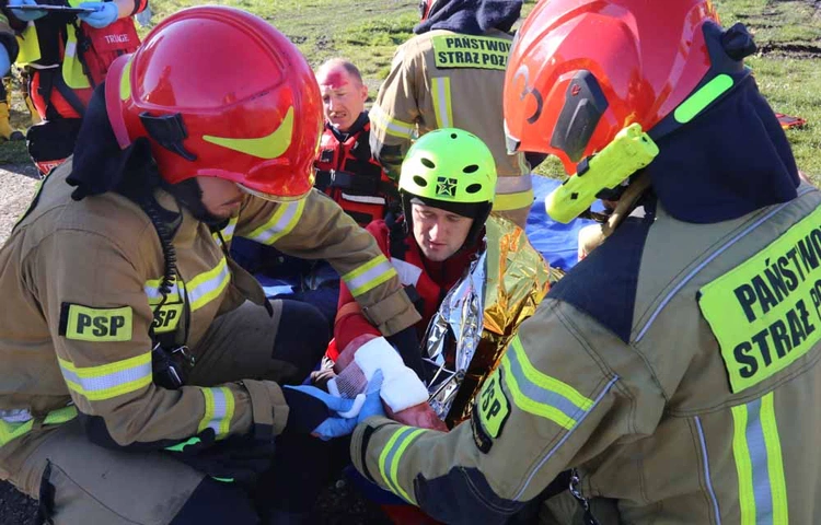 Wodne ćwiczenia straży pożarnej