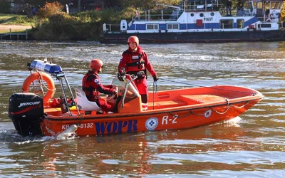 Wodne ćwiczenia straży pożarnej