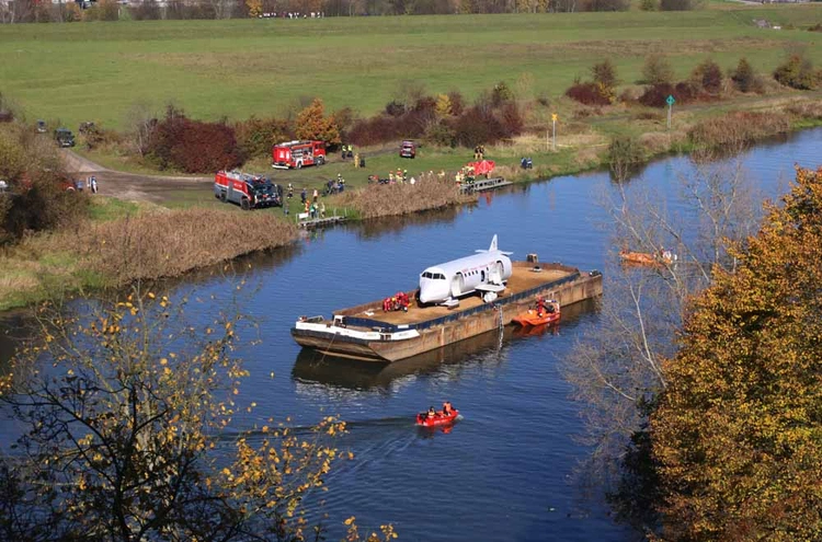 Wodne ćwiczenia straży pożarnej
