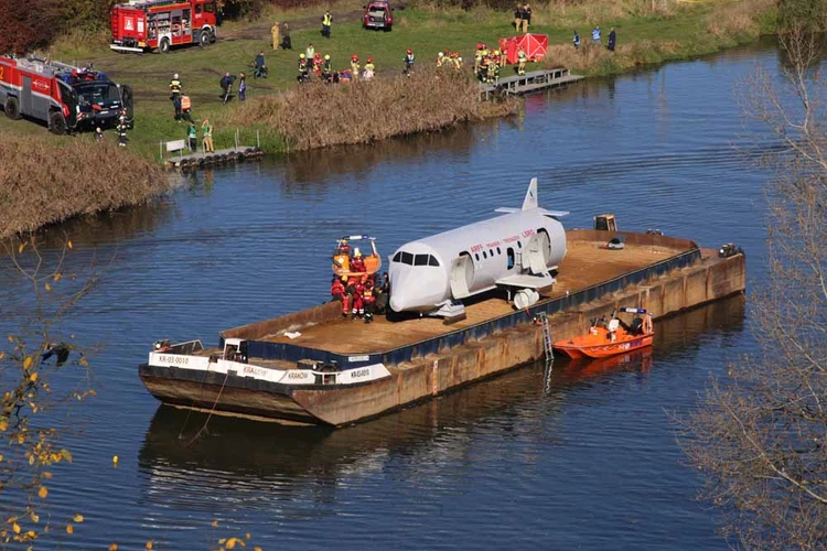 Wodne ćwiczenia straży pożarnej