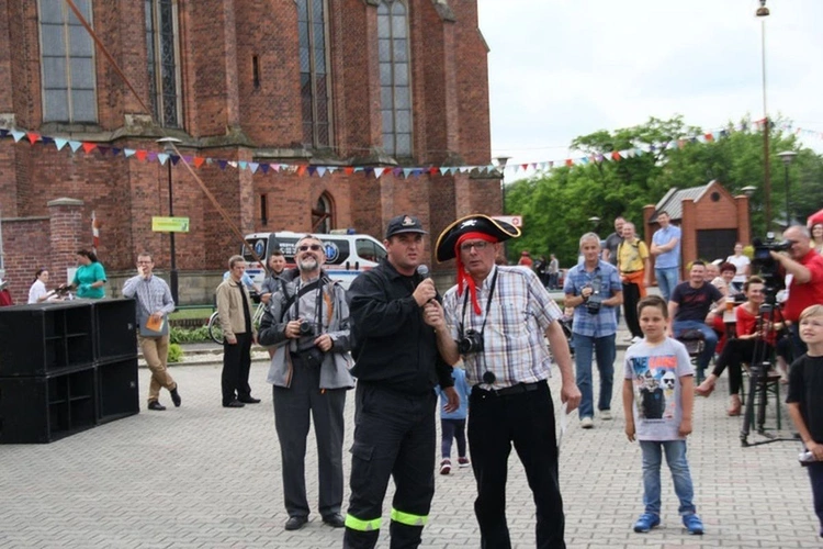 Migawki z życia parafii Sławięcice, laureatki II miejsca w ogólnopolskim konkursie "Aktywna Parafia"