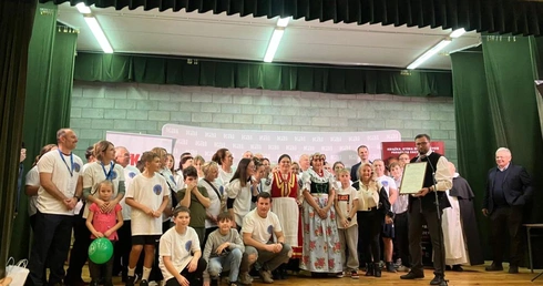 Migawki z życia parafii Sławięcice, laureatki II miejsca w ogólnopolskim konkursie "Aktywna Parafia"