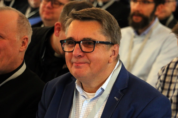 Trzecie obrady plenum Synodu Archidiecezji Wrocławskiej - pierwsze głosowania!