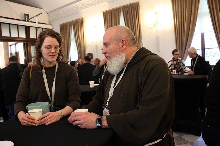 Trzecie obrady plenum Synodu Archidiecezji Wrocławskiej - pierwsze głosowania!