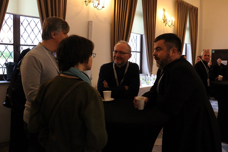 Trzecie obrady plenum Synodu Archidiecezji Wrocławskiej - pierwsze głosowania!