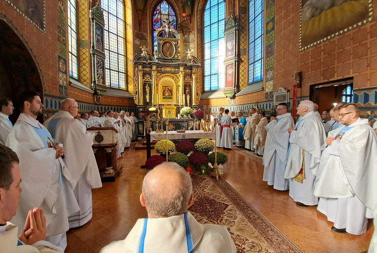 Chorzelów. Spotkanie misyjne róż Żywego Różańca z diecezji tarnowskiej