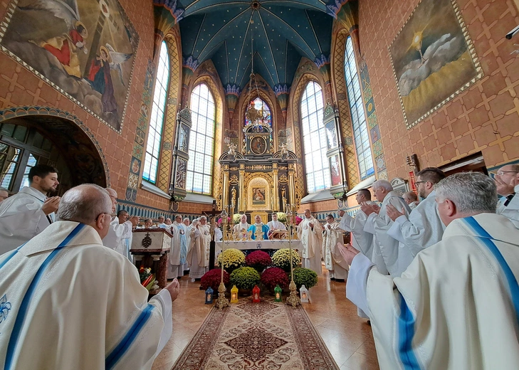 Chorzelów. Spotkanie misyjne róż Żywego Różańca z diecezji tarnowskiej