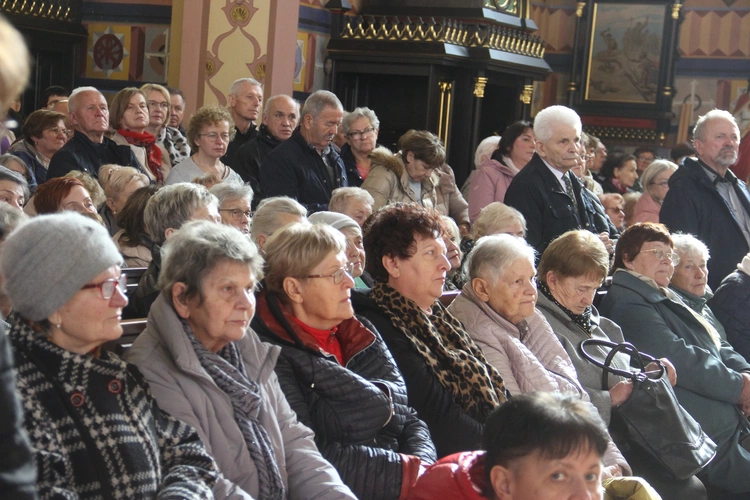 Chorzelów. Spotkanie misyjne róż Żywego Różańca z diecezji tarnowskiej