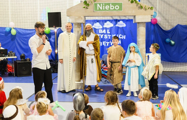 Bal Wszystkich Świętych w Brzeziej Łące 2025