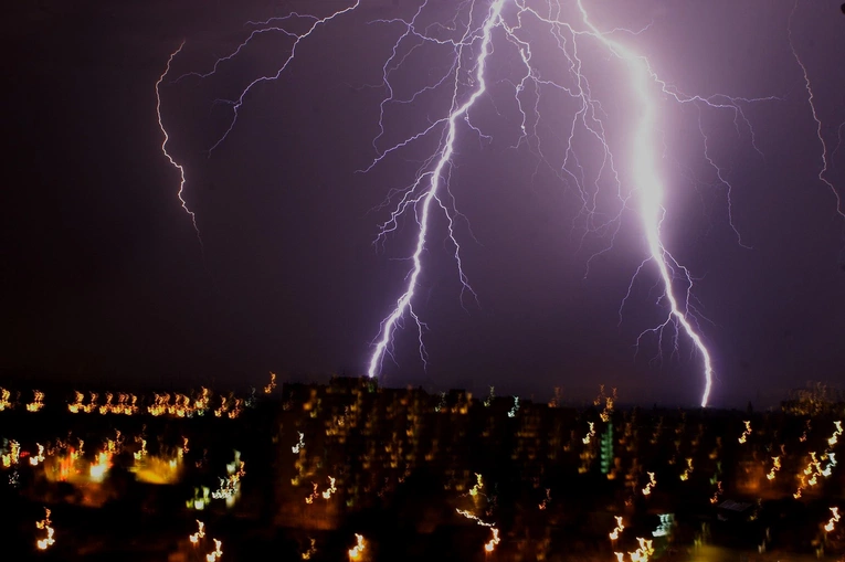 Czy grozi nam burza magnetyczna?