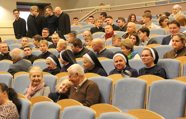 Tarnów. "Misja ks. Jana" z Bobowej