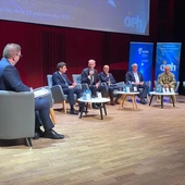 Tychy. Debata o ochronie ludności, schronach i miejscach schronienia