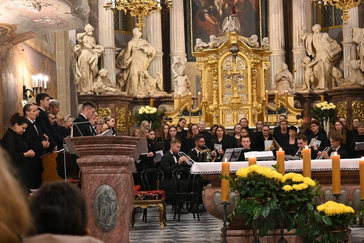 Koncert maryjny w Głogówku