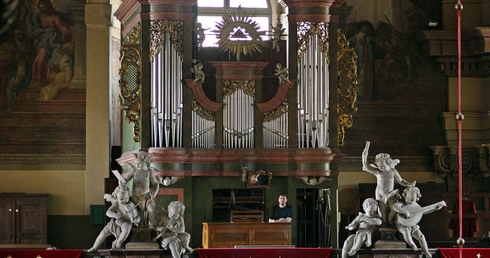 Organiści modlą się za zmarłych organistów. I zapraszą do tej modlitwy także innych