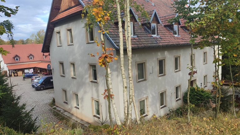 Albertówka to dom, w którym mężczyźni po przejściach odnajdują sens, wiarę i siebie. Zaczyna się życie od nowa