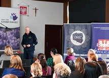 – W 2024 r. najwięcej czynów karalnych na podstawie Ustawy o przeciwdziałaniu narkomanii nieletni popełnili na terenie działania m.in. Komendy Miejskiej i Komendy Powiatowej Policji w Krakowie – mówi podkom. Bracik.