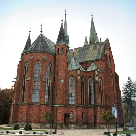 Kościół parafialny w Sławięcicach.