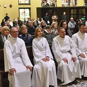 Jak co roku najpierw była Msza św. w kościele pw. Ducha Świętego w Zielonej Górze, a potem wspólne śniadanie. 