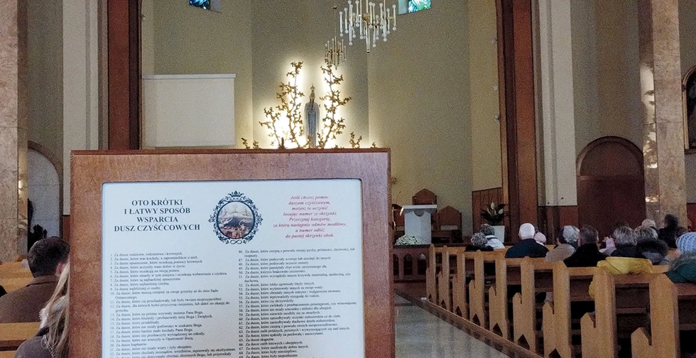 Skarbona będzie stała przez cały listopad m.in. w kościele w Słupnie.