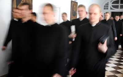 Powołani na przekór światu. Dzisiejsi klerycy to nie „uciekinierzy od życia”