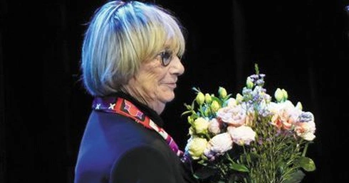 80. urodziny Ewy Lipskiej świętowano w Krakowie kilka razy. Jubileuszowy wieczór przerodził się w przyjacielską rozmowę