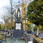 Między lipami i ciszą. Historia lubelskiego Panteonu