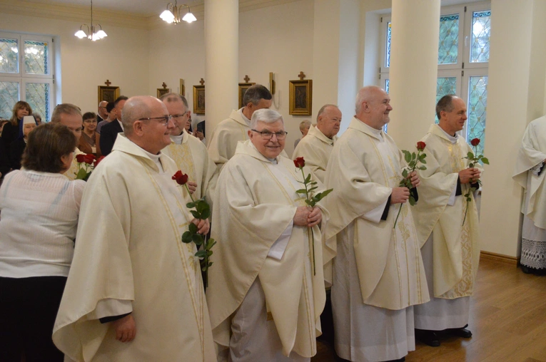Poświęcenie odnowionego domu i kaplicy w Kokoszycach
