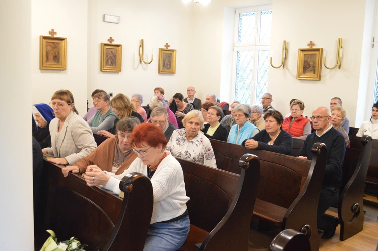Poświęcenie odnowionego domu i kaplicy w Kokoszycach