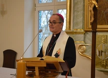 Kokoszyce. Abp Przybylski pobłogosławił odnowiony Archidiecezjalny Dom Rekolekcyjny