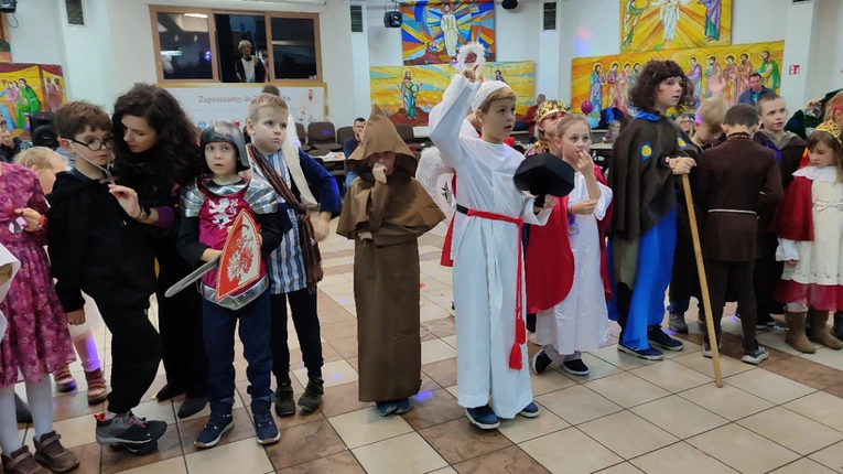 Bal Wszystkich Świętych w parafii pw. św. Franciszka z Asyżu we Wrocławiu