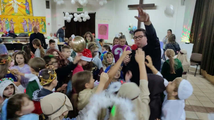 Bal Wszystkich Świętych w parafii pw. św. Franciszka z Asyżu we Wrocławiu