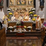 Korowód ze śiętymi na ulicach Świebodzina