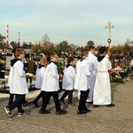 Uroczystość Wszystkich Świętych na cmentarzu w Siechnicach 2025