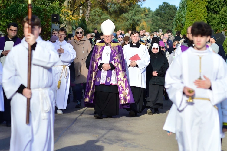 Uroczystość Wszystkich Świętych