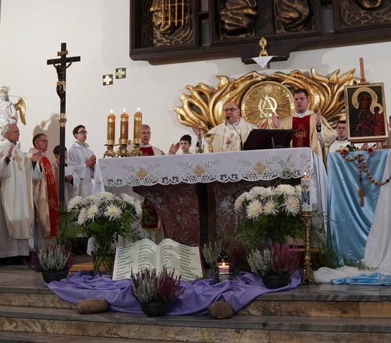 Uroczystość Wszystkich Świętych w kościele i na cmentarzu św. Wawrzyńca we Wrocławiu