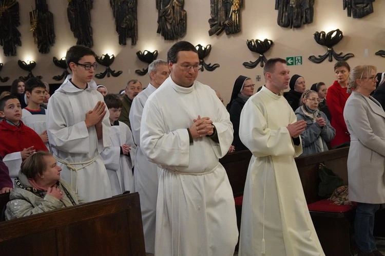 Uroczystość Wszystkich Świętych w kościele i na cmentarzu św. Wawrzyńca we Wrocławiu