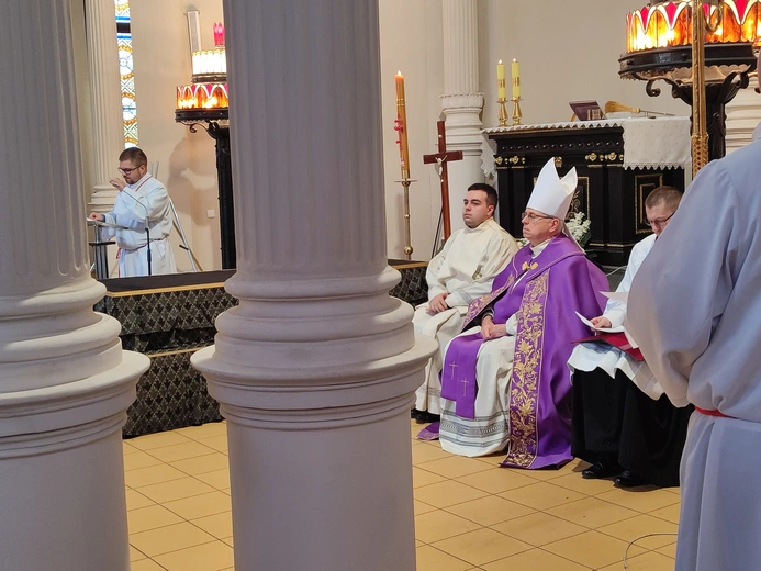 1 listopada na legnickim cmentarzu