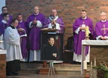 Niech żyją w pokoju wiecznym!