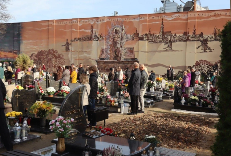 Wschowski mural przypomina prawdę o zbawieniu, jedyny taki w Polsce!