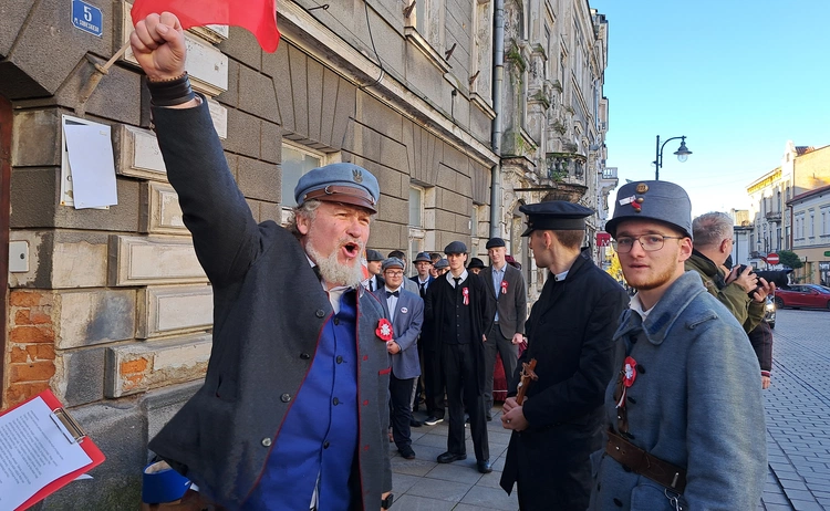 Tarnów pierwszy niepodległy - rekonstrukcja wydarzeń