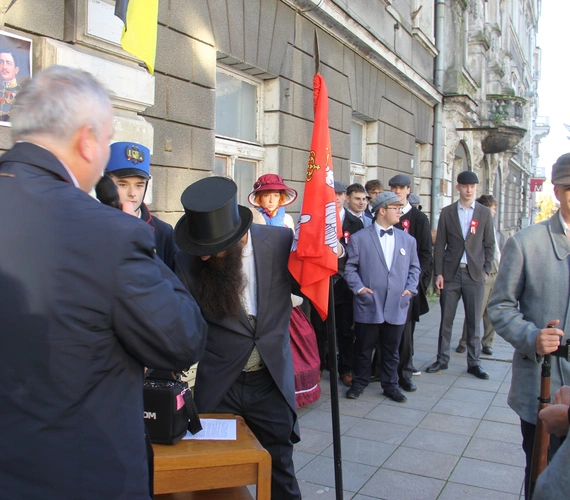 Tarnów pierwszy niepodległy - rekonstrukcja wydarzeń