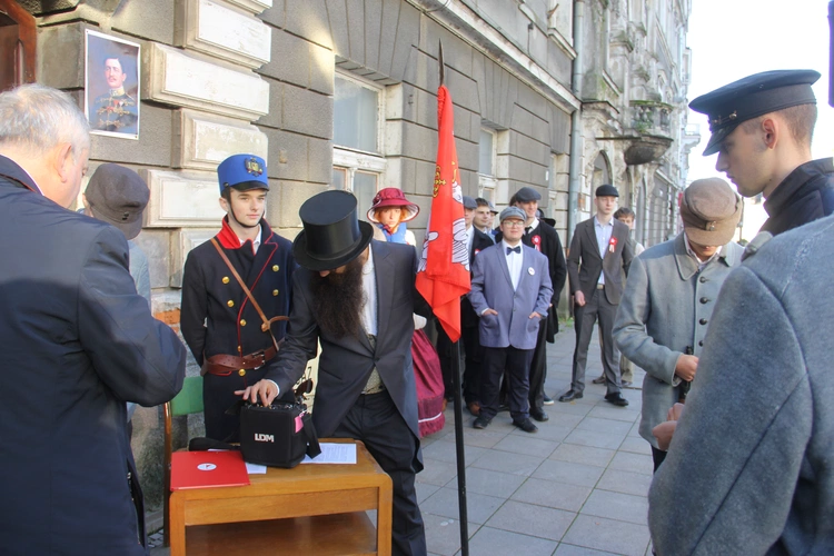 Tarnów pierwszy niepodległy - rekonstrukcja wydarzeń