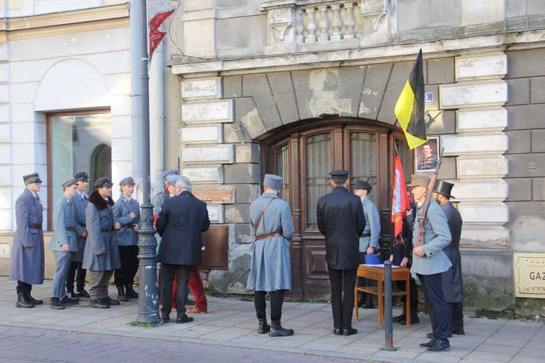 Tarnów pierwszy niepodległy - rekonstrukcja wydarzeń