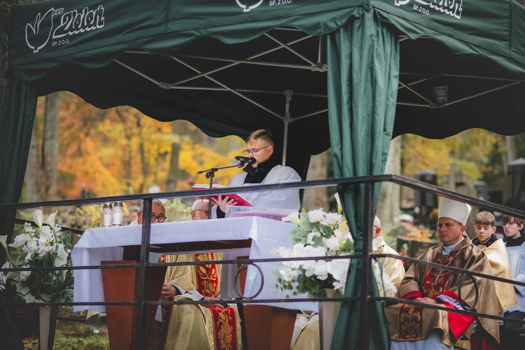 Modlitwa na cmentarzu Srebrzysko 2025