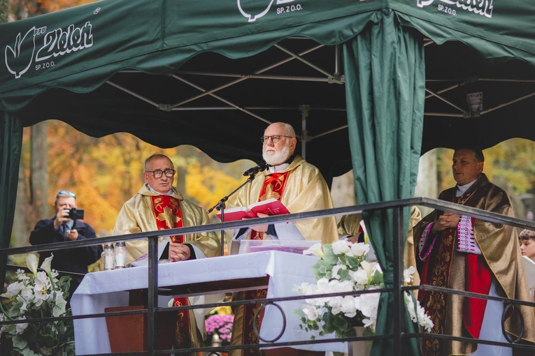 Modlitwa na cmentarzu Srebrzysko 2025