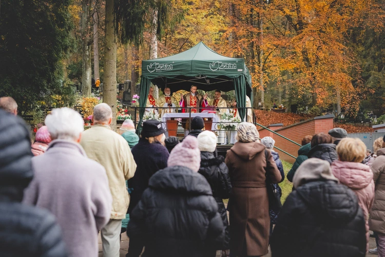 Modlitwa na cmentarzu Srebrzysko 2025