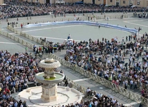 Podczas spotkania na modlitwę Anioł Pański z papieżem